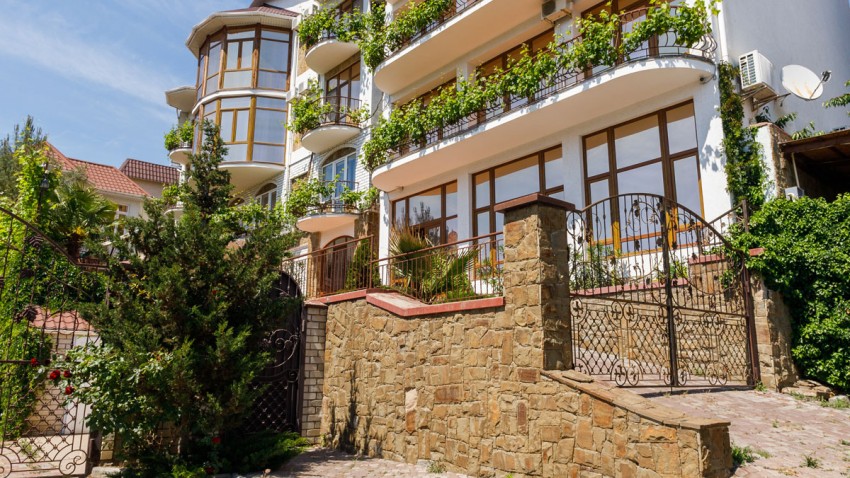 frontyard-02